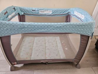Baby Playpen Ingenuity clean