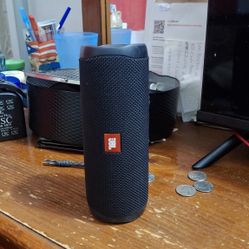 Speaker JBL 