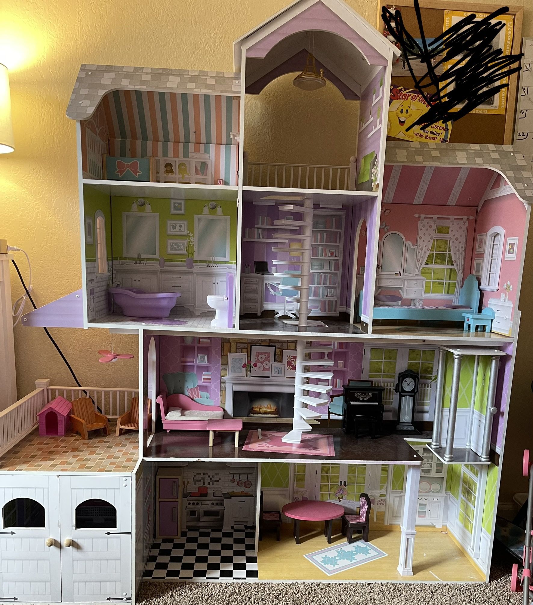 Doll House And Dolls