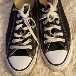 Black Converse 6.5 $15