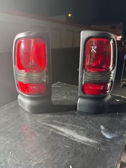 94-01 Dodge Ram 1(contact info removed) 3500 Tail Lights Assemblies - Pair