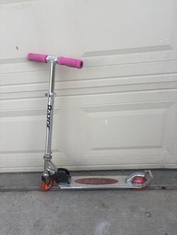 Razor Kids Kick Scooter Pink