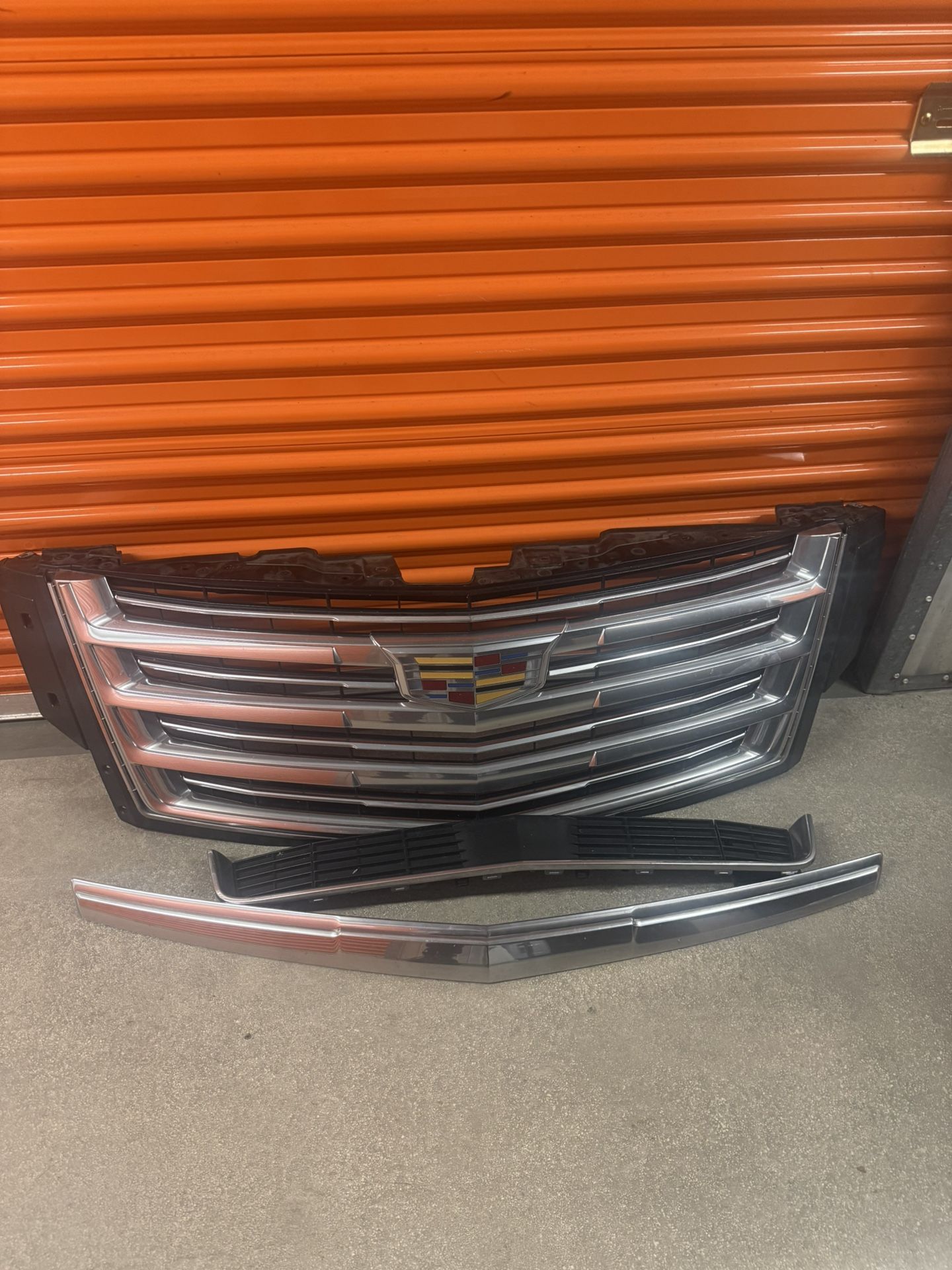 2015-2020 Cadillac Escalade Chrome Front Grille Assembly + Lower Valance & Side Trims - OEM Take-Off