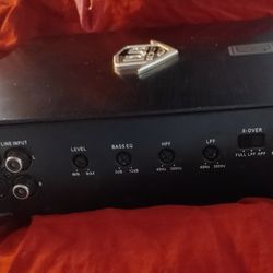 🔴🟡🍀🍀FOR   SALE   AMPLIFIER  CAR  AUDIO JENSEN  DUBa2100  2 CHANNEL🟢🔴    (  NEGOTIABLE )🟢🟡