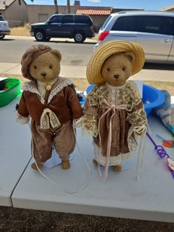 Musical Collectible Bears 35th Ave & Union Hills