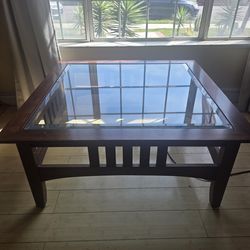 Ethan allen coffee table