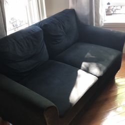 Way fair Loveseat 