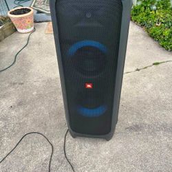 JBL  Partybox 1000 Bluetooth Speaker 
