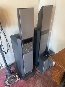 Sony Home Theater System- SAVA-D900/ 5 Disc DVD/CD Changer
