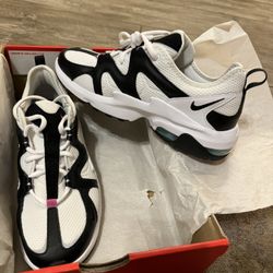 Brand New Women’s Nike Air Max Graviton Gym Shoes 