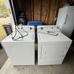 New Kenmore Washer & Electric Dryer Set (Both Very Clean)