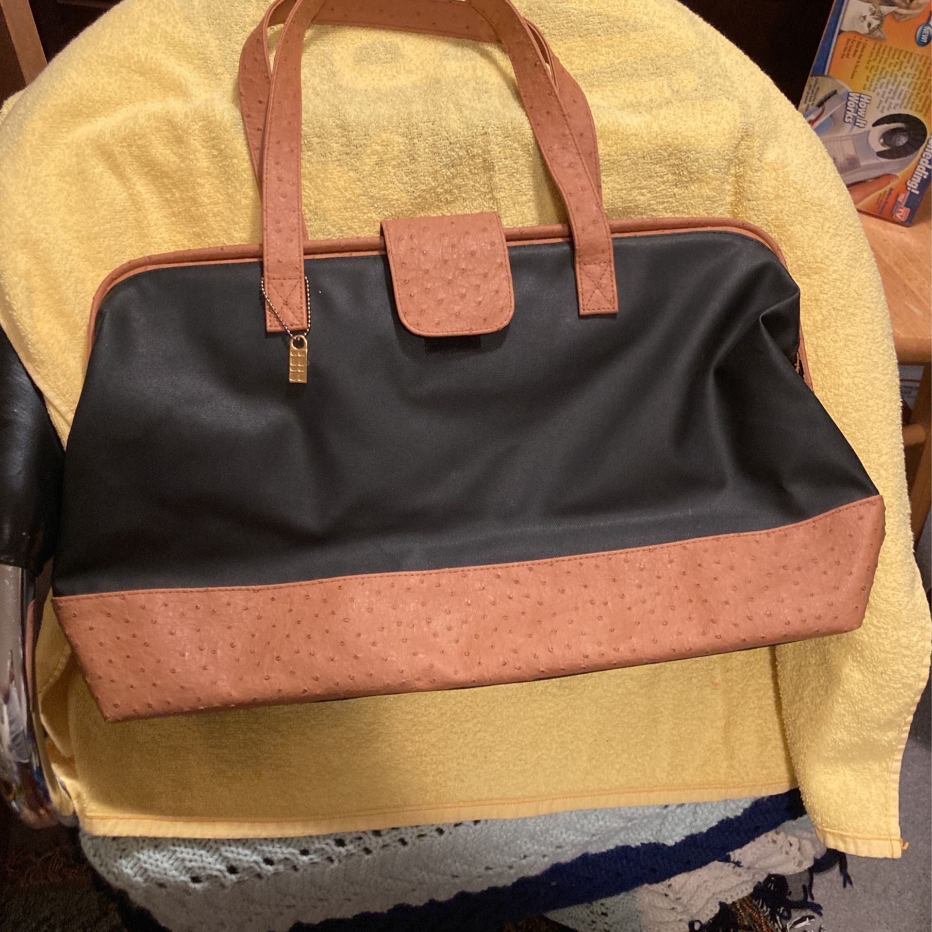 Elizabeth Arden Tote Bag