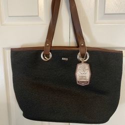 NEW! Black Shoulder Tote