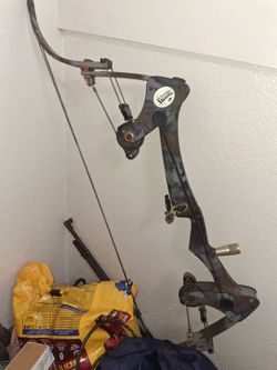 Phantom Compound Bow Camo