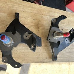 88-98 Chevy C1500 Obs Lift Spindles 2wd