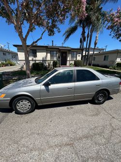 1999 Toyota Camry