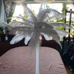 Center pieces 20in Glass Eiffel Tower center pieces 17 total