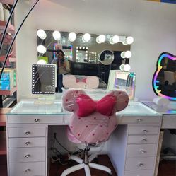 Vanity Set Lumina Desk And Bluetooth Mirror, Brand Impressions. New Especial Price 