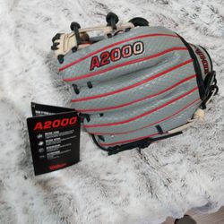 Brand New Wilson A2000 Baseball Glove