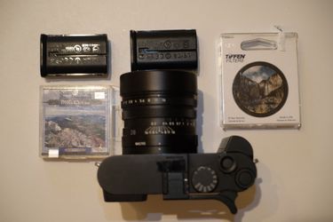 Leica Q2 Monochrom w/ Extras