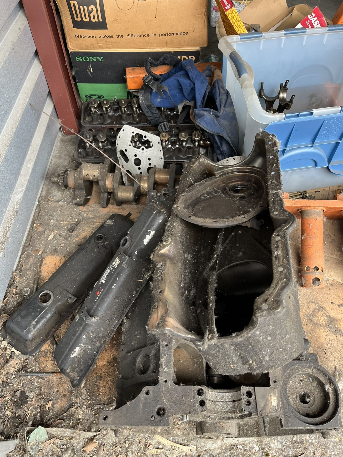 350 Chevy Engine