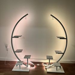 Symmetrical Display Stands “Antlers”