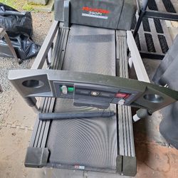 Treadmill 