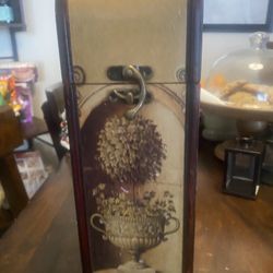 Wine Holder