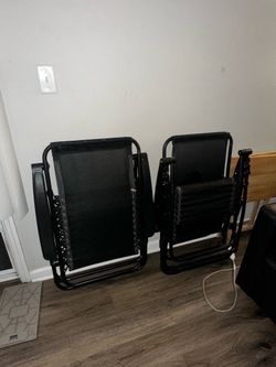 Set of 2 Zero Gravity Reclining Lounge Chairs with Side Tables