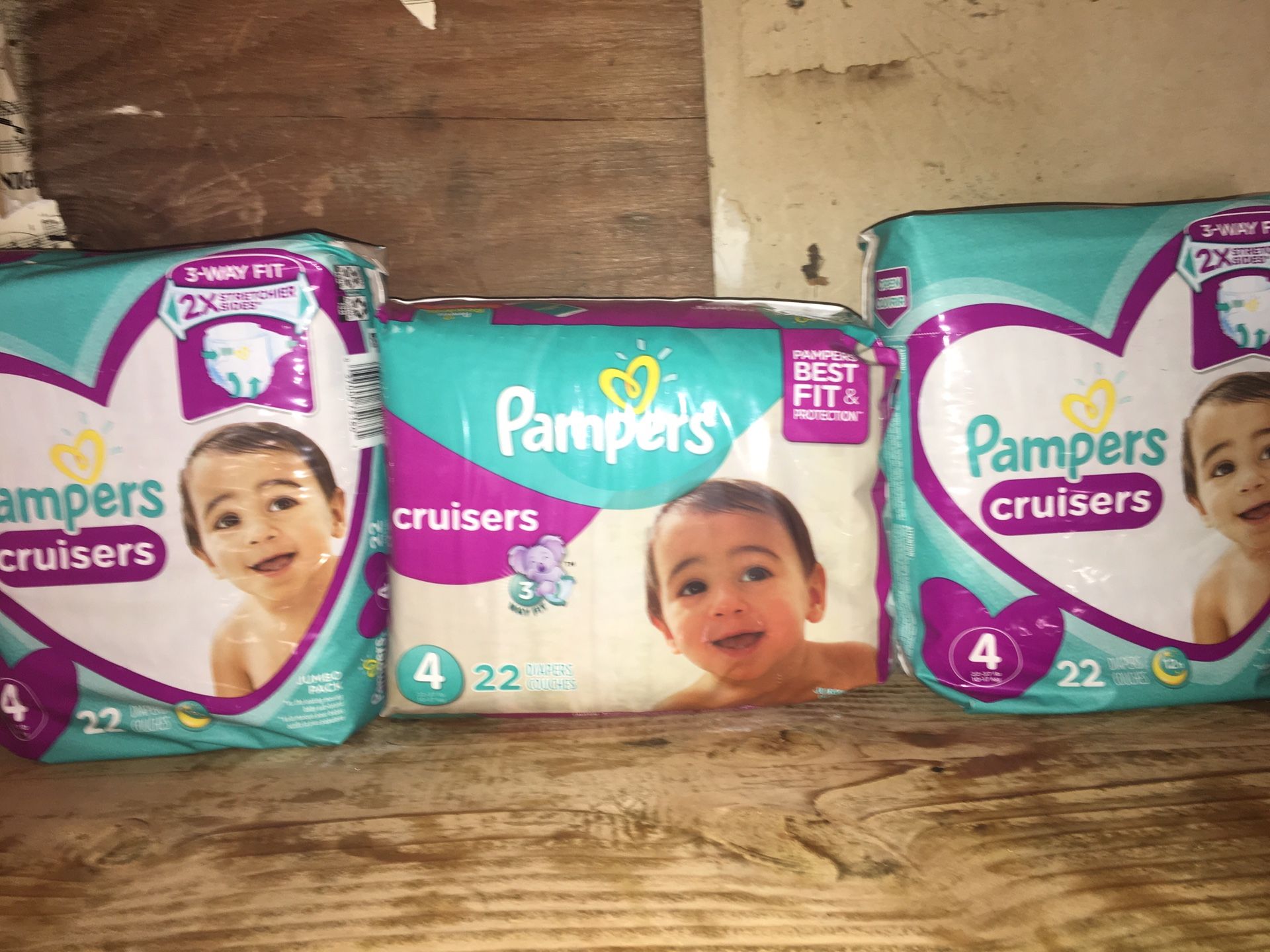Pampers cruisers size 4