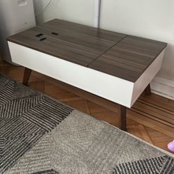 Lift-Top Coffee Table with Hidden Storage – Walnut – Like New