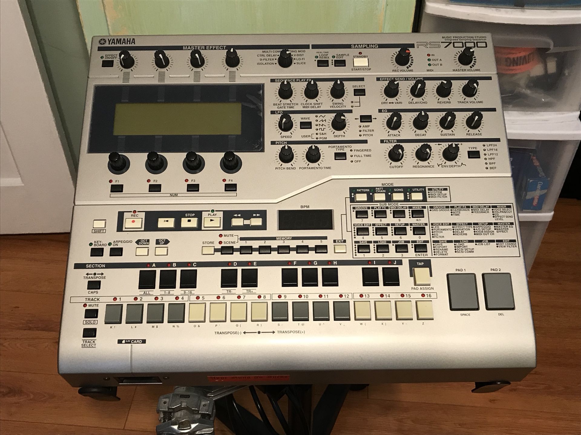 Yamaha RS7000 Groove Workstation w/accessories