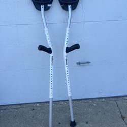 MOBILEGS ULTRA CRUTCHES 