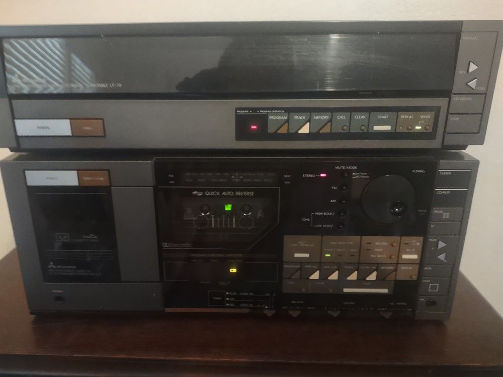 Mitsubishi Da-L70 Monkey Cassette Deck & LT-70 Linear Turntable