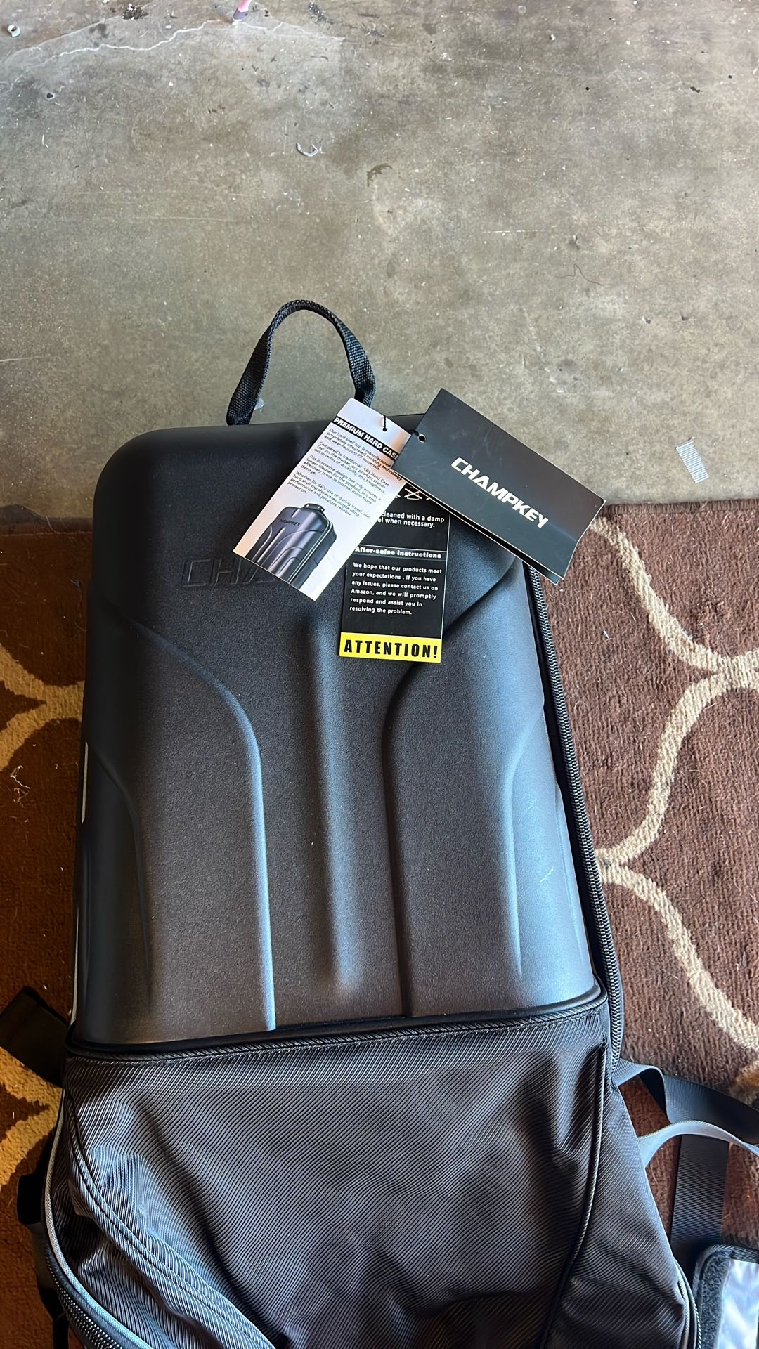 Hard Top Golf Travel Bag.