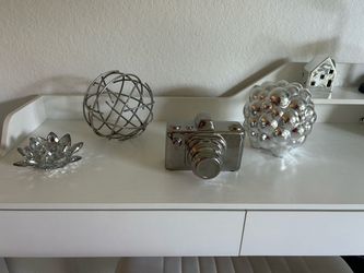 Silver Decor
