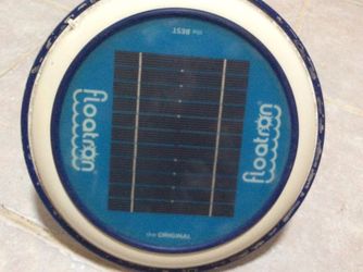 Solar pool copper ionizer for 80% less chlorine in your pool: FLOATRON-Solar Powered Water Purifier including one brand new Copper Anode replacement