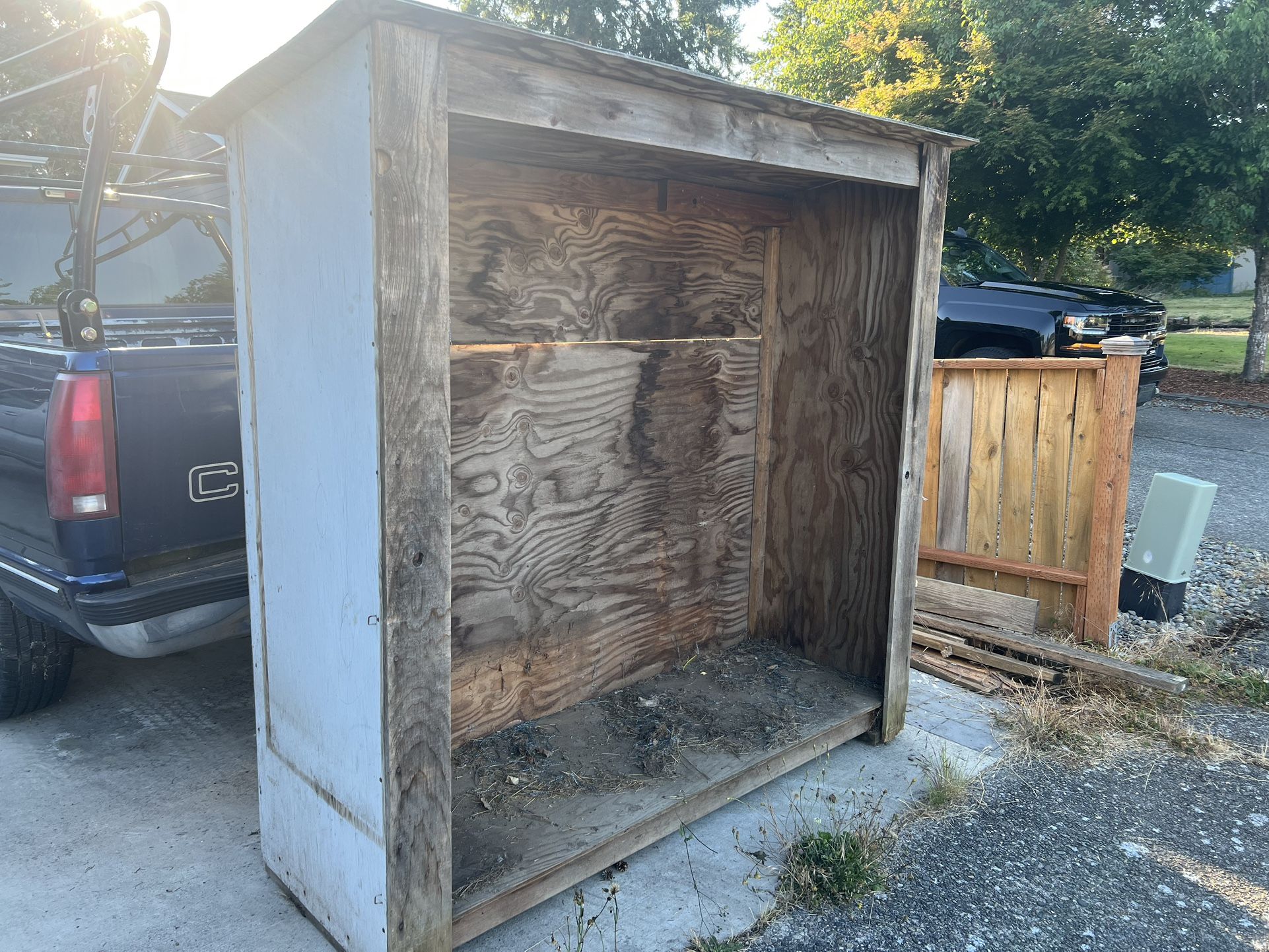 Free Garden Tool or Firewood Shed, Also 2x6 Wood