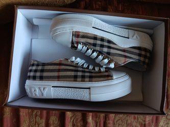 Burberry number #4