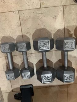 2 pairs of dumbbells