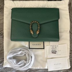 ✨ Authentic Gucci Dionysus Clutch with Crossbody Chain – Green Leather 