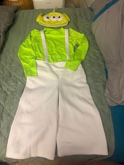 Kids size 8-10 Alien Halloween Costume