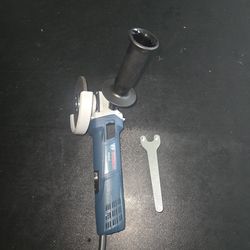 Bosch
7.5 Amp Corded 4-1/2 in. Angle Grinder with Lock-on Slide Switch