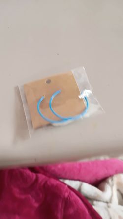 $1 blue 💙 earrings