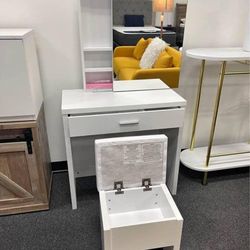 Makeup Vanity Desk Set. Set De Mesita De Maquillaje. Ask For More Info 😁 