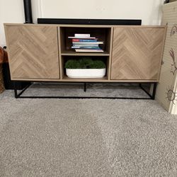 Tv Stand / Console