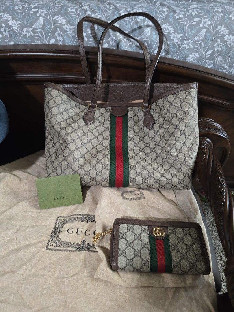 Gucci Purse Wallet