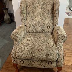 Wingback Recliner (manual push to recline)