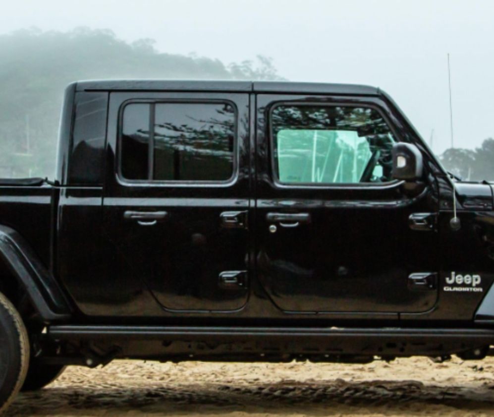 Factory Black Painted Jeep Gladiator Hardtop Trade