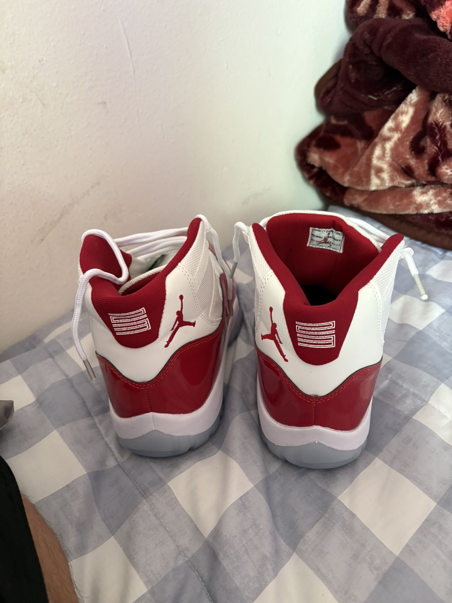 Jordan 11 Cherrys
